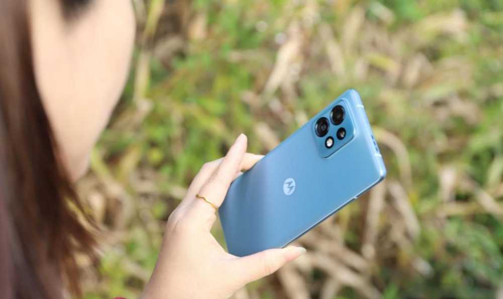 近期哪款手机好？这4款配置拉满价格还低，简直价格屠夫插图8