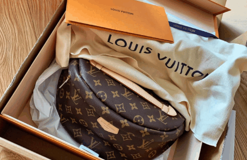 lv官网买的包包可以去专柜售后吗?lv官网买的包可以去专柜换吗插图 lv官网买的包包可以去专柜售后吗1