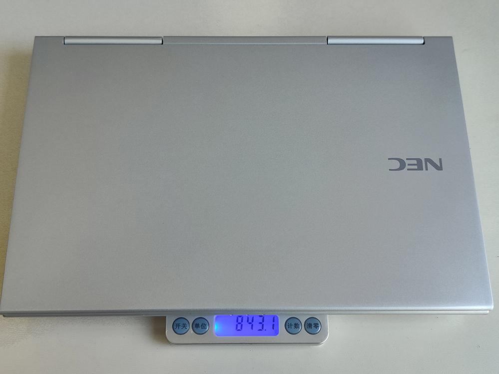 “洋垃圾”笔记本的四大天王，轻至几百克，低至几百元插图2