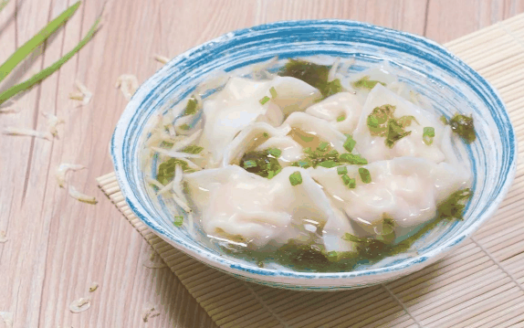 冬至没有饺子可以吃馄饨吗?冬至可以用馄饨代替饺子吗插图2 冬至没有饺子可以吃馄饨吗3