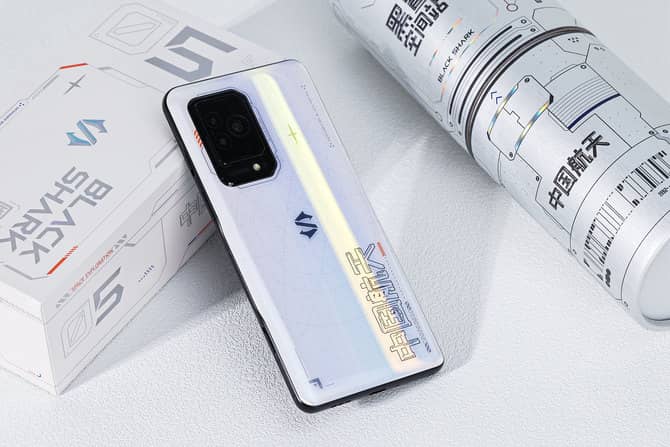 黑鲨5航天版怎么样?黑鲨5航天版和普通版区别