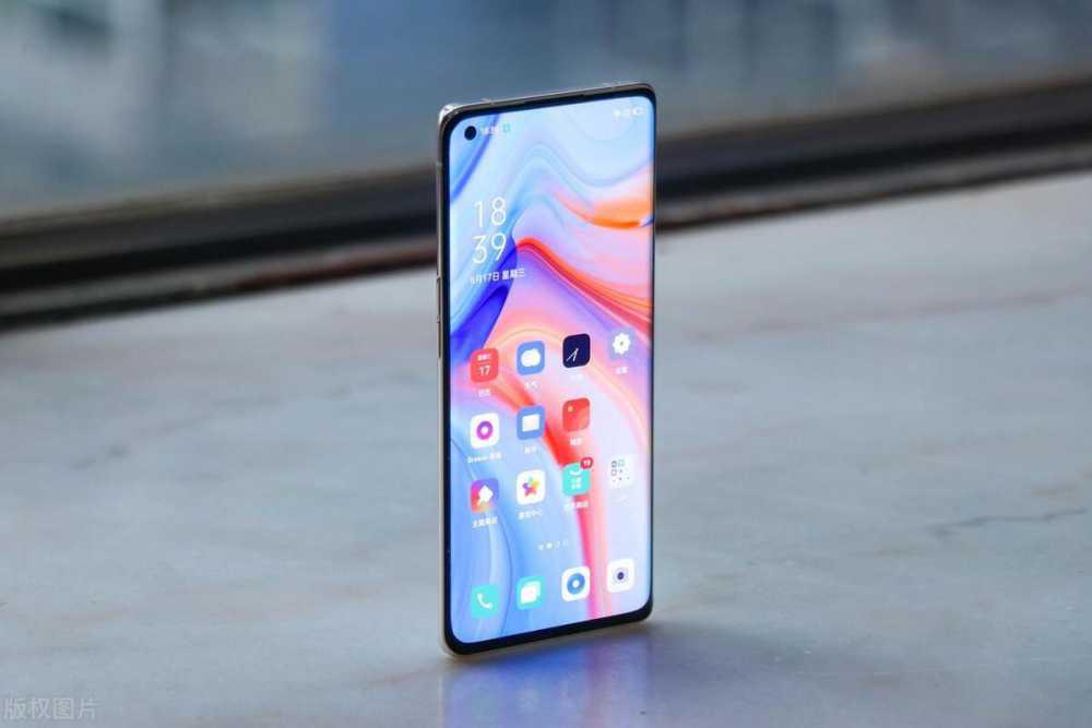 直屏、折叠屏和曲屏，谁将会受到用户的广泛关注，勉强聊聊插图1