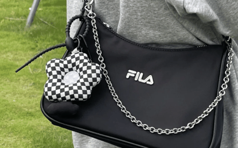 斐乐代购便宜一半是正品吗2