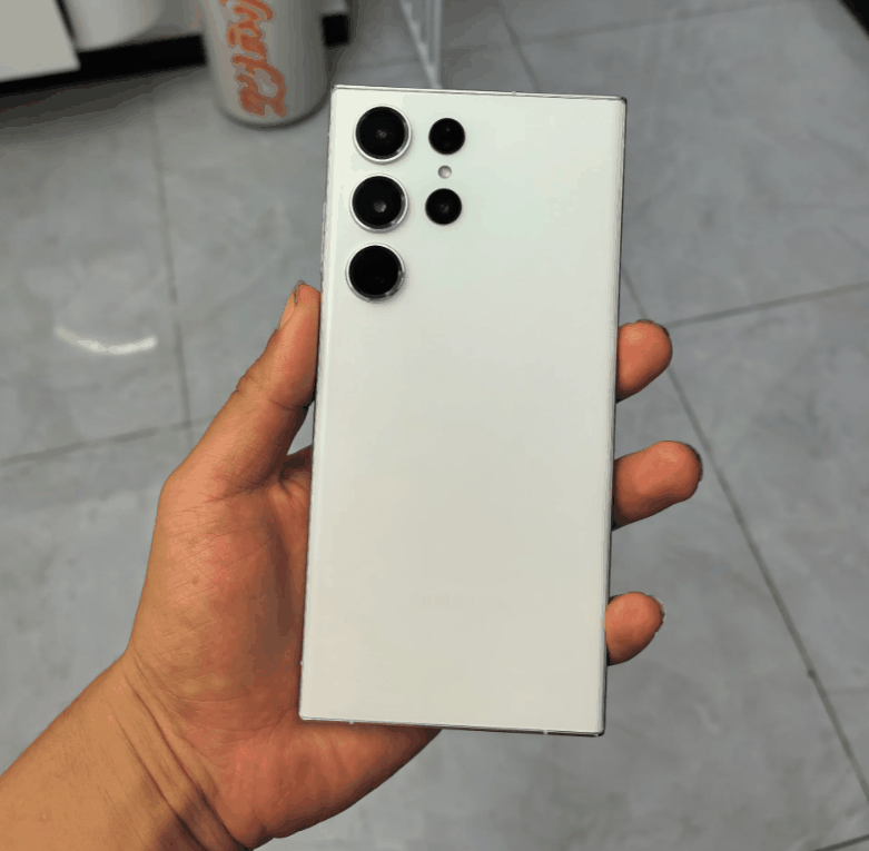 手机买新不买旧，看完优惠再说话，年底换新行家最看好这三款插图1