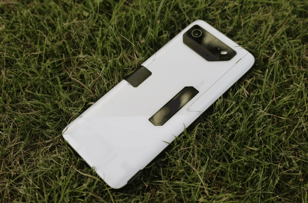 手机买新不买旧，看完优惠再说话，年底换新行家最看好这三款插图3