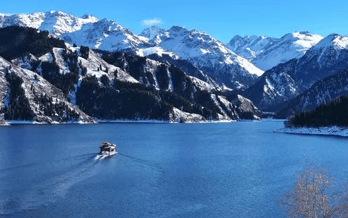 天山天池冬天结冰吗2024?冬天可以去天山天池旅游吗