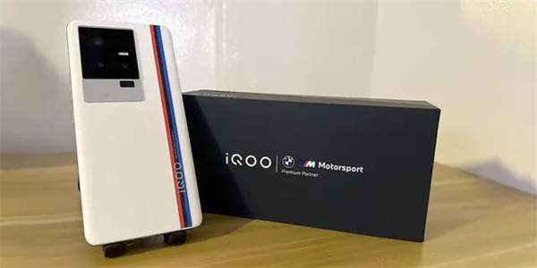 iQOO11S好不好用 iQOO11S电竞手机开箱体验