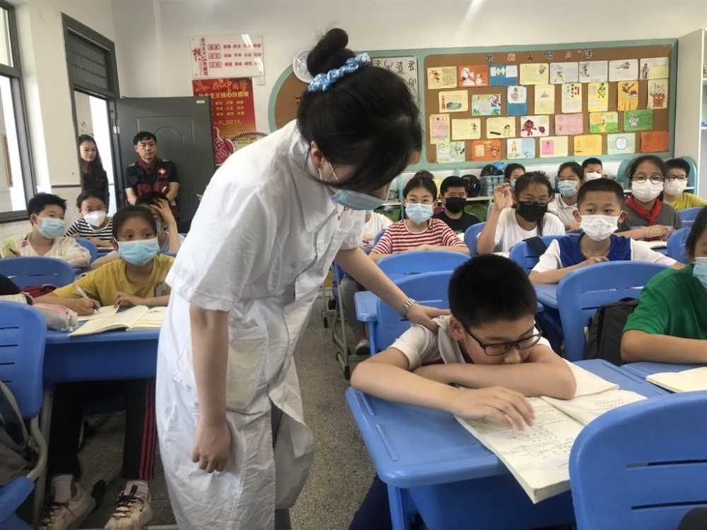学校用霉变生虫大米做学生餐 已经进行调查