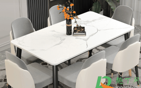 岩板餐桌白色好还是黑色好?岩板餐桌与大理石哪个好