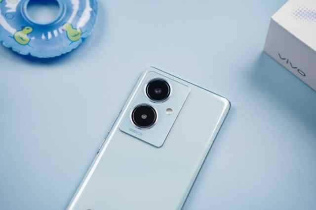 vivoy78+值得入手吗?真机上手配置解读插图1 vivoy78+值得入手吗?真机上手配置解读插图1