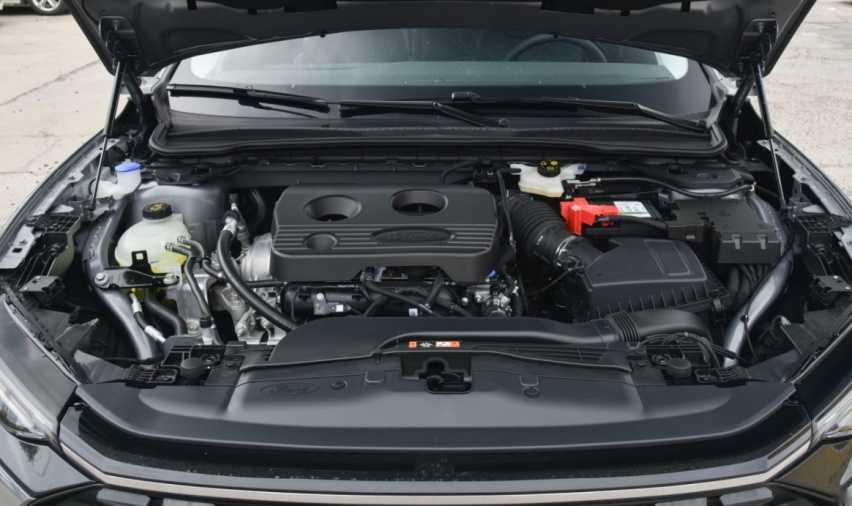 新款蒙迪欧上市一个月,价格就直降1万,网传售价还会突破新低插图5 新款蒙迪欧上市一个月,价格就直降1万,网传售价还会突破新低