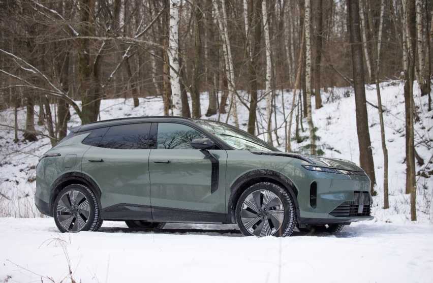 领克EM-P家族自带超级性能,冬季远行无焦虑插图3 领克EM-P家族自带超级性能,冬季远行无焦虑