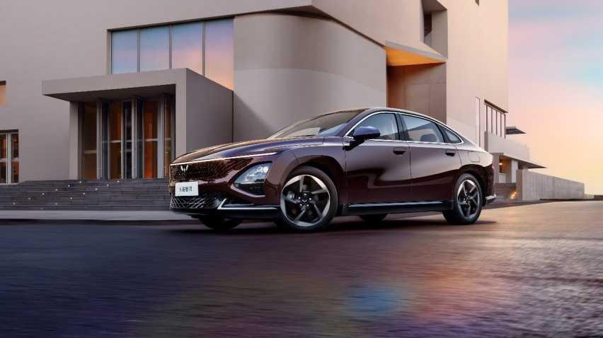 8.88万元起,超A级家轿五菱星光闪耀上市!插图2 8.88万元起,超A级家轿五菱星光闪耀上市!