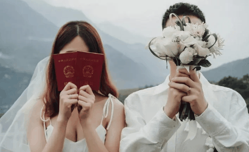 2024年农历腊月二十四南小年适不适合结婚?农历腊月哪几天适合结婚