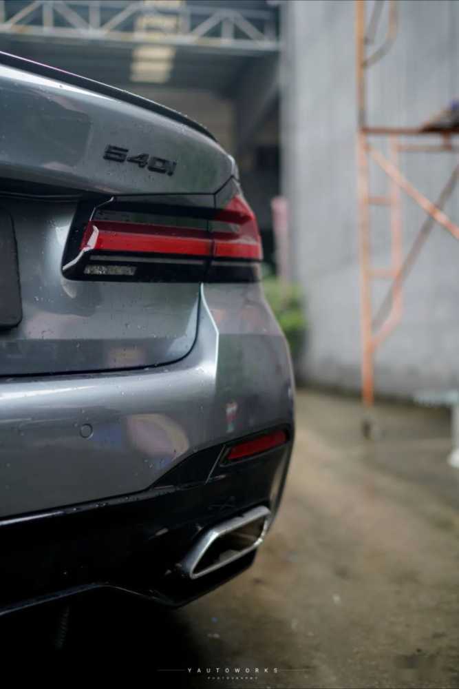 竞技走街范的宝马540i+宝马S1000 RR，这样的组合谁能不爱呢？