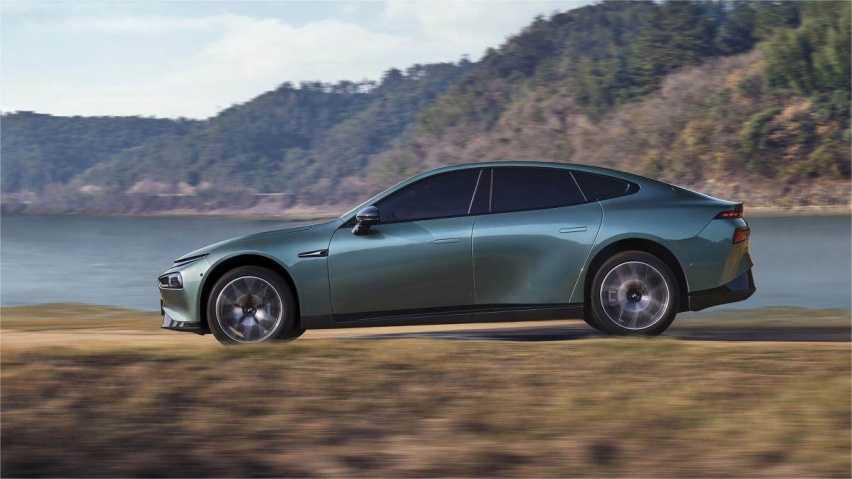 门槛降至22.39万起！新版小鹏P7上市 便宜但不低质？