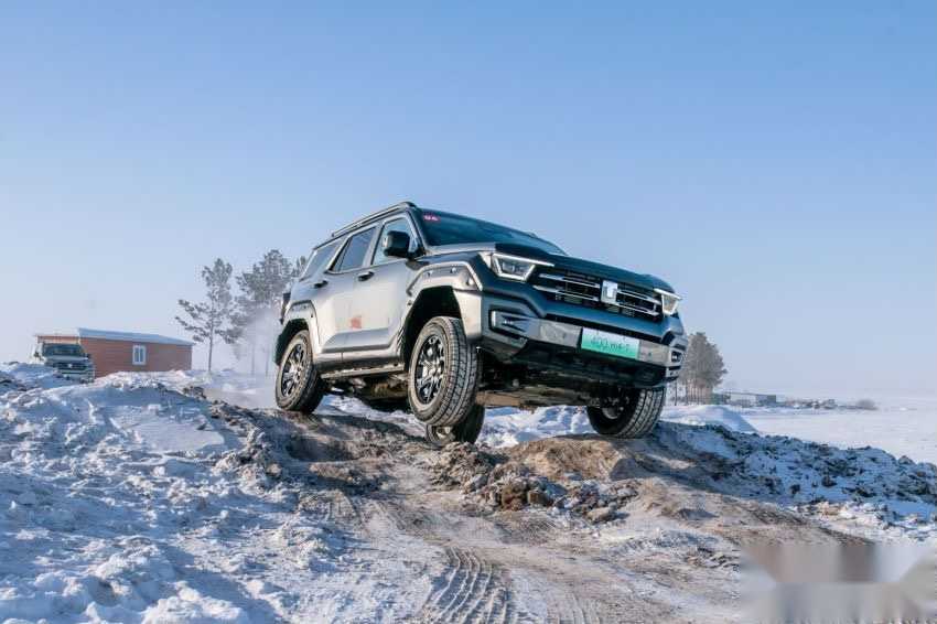 冰雪试驾坦克400Hi4-T: 北境才能体现Hi4-T的魅力插图4 冰雪试驾坦克400Hi4-T: 北境才能体现Hi4-T的魅力插图4