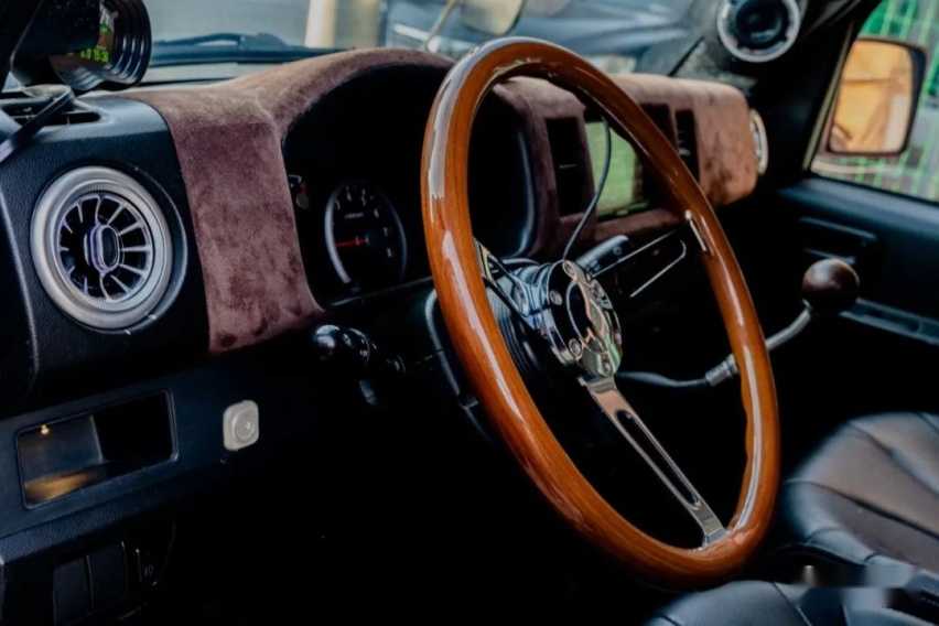 气动避震加持的铃木浪迪，”破面包”也能有豪华感插图11