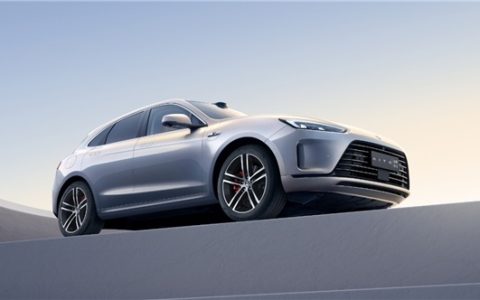 AITO问界M5累积交付12万，好开的SUV实至名归