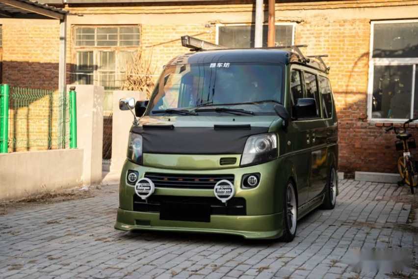 气动避震加持的铃木浪迪，”破面包”也能有豪华感插图15