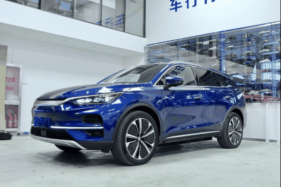 二手车老板亏麻了,要不要再“踹”一脚?插图1 图片