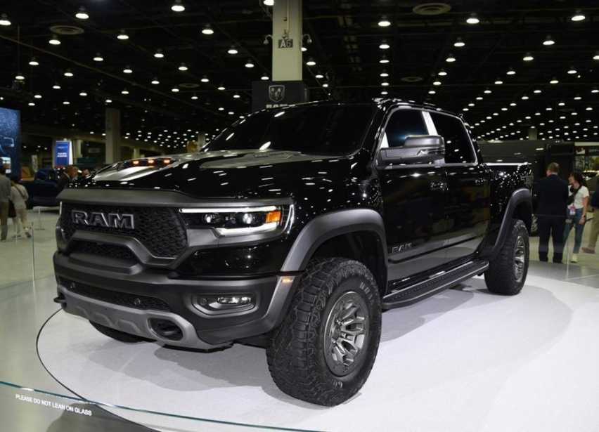 标准美系皮卡板正的造型,道奇RAM 1500,霸气依旧插图 图片