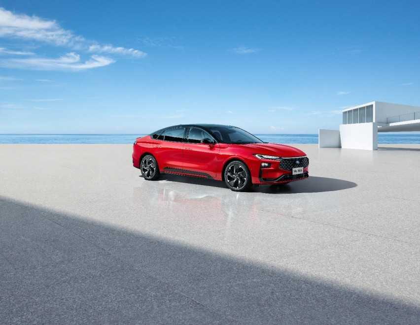 史上最省福特车,福特蒙迪欧大马力E-混动版竟然让美系油耗干翻了日系!插图 史上最省福特车,福特蒙迪欧大马力E-混动版竟然让美系油耗干翻了日系!