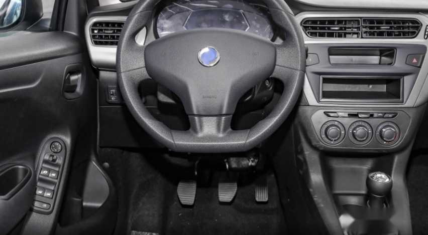 纯电动车配手动挡？e爱丽舍这设计真让人想不明白，关键还有人买