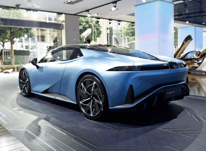 买不起的国产车系列！便宜的也要57万，有钱你会整一台吗？