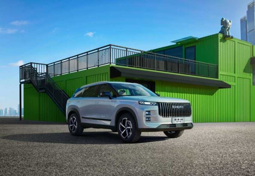 探索06都市版来袭！11.99万元起售，开启国际风范新定义！插图4