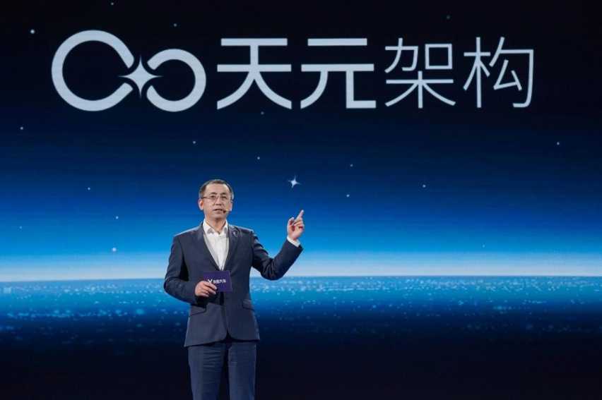 岚图以全域安全重新定义混动新标准：全球五星安全