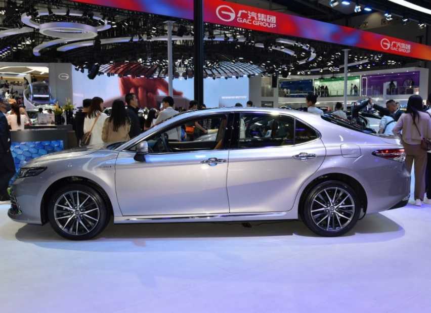 2023款凯美瑞双擎版，现优惠3.1万，多款车型如何挑选？