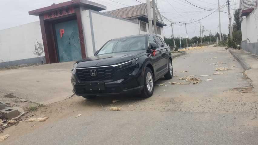 本田也是深陷“价格战”,CR-V下跌幅度达3万,热卖22202辆插图1 本田也是深陷“价格战”,CR-V下跌幅度达3万,热卖22202辆