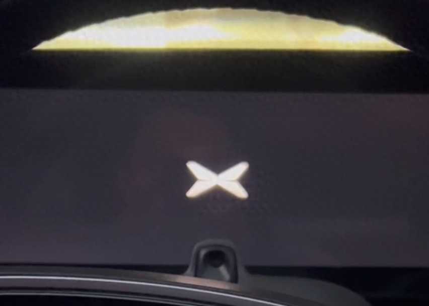 老旧芯片致车机卡顿！数百小鹏P7车主维权求焕芯，官方做法很失望