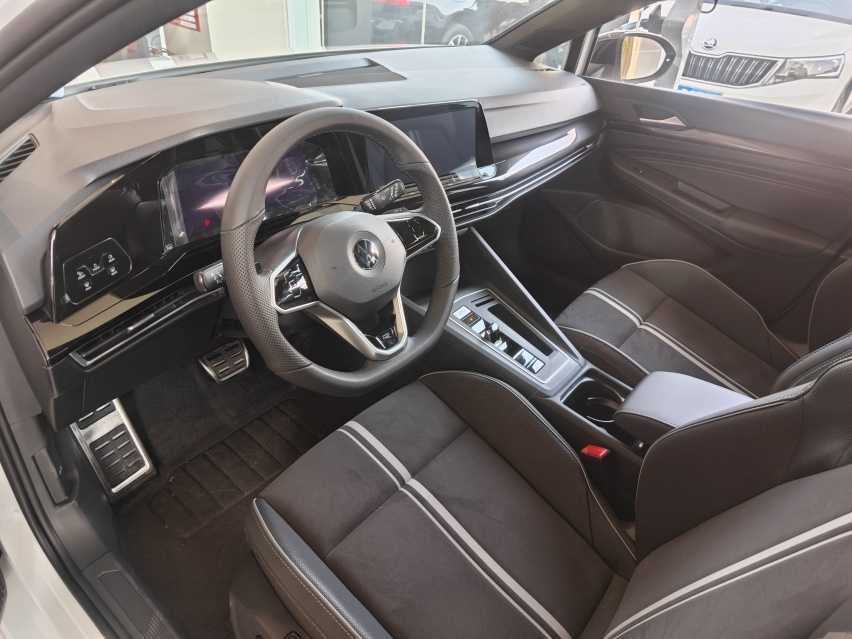 探店第八代高尔夫：12.98万起售，终端优惠3万，竞争奥迪A3