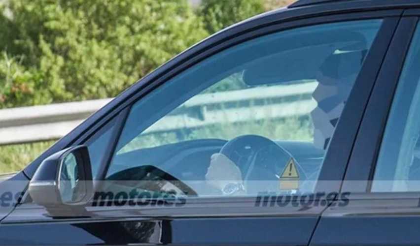 国内现款63.28万起售，全新一代奥迪Q7内饰曝光，有望明年亮相