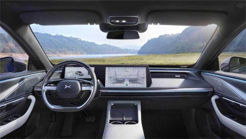 门槛降至22.39万起！新版小鹏P7上市 便宜但不低质？