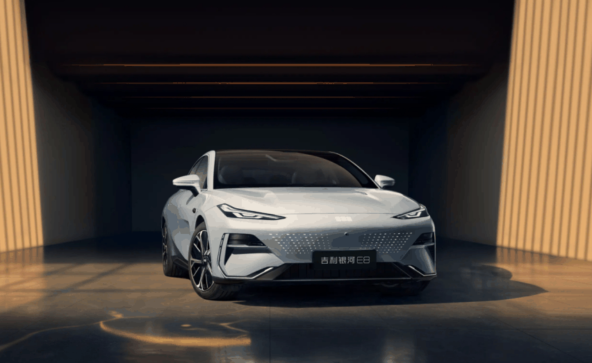 没有最卷，只有更卷：零跑C01717智享版优惠后17.98万元！