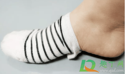 袜子滑到脚底怎么解决3