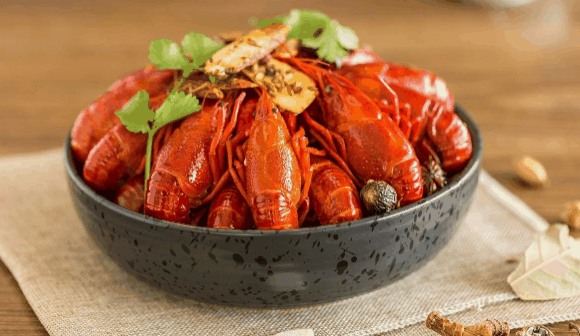 小龙虾去头后怎么保存?小龙虾去头后可以放多久插图 小龙虾去头后怎么保存1