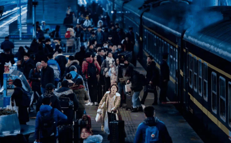 2024春节高峰期是哪几天?2024春节高峰期回家要注意什么插图1 2024春节高峰期是哪几天2