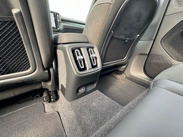 后驱+640km续航 试驾2024款沃尔沃XC40纯电版插图20