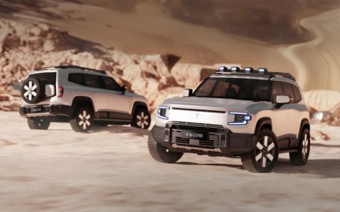 绿色硬派、银色科技、深灰色霸气，深蓝G318实拍图曝光，拉满期待值