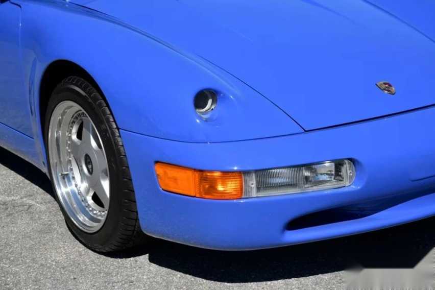 全世界15辆的轻量化超跑!1994年保时捷911插图7