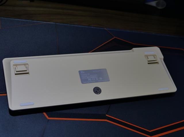 TOP结构是否有TOP体验? RK S98机械键盘拆解测评插图6