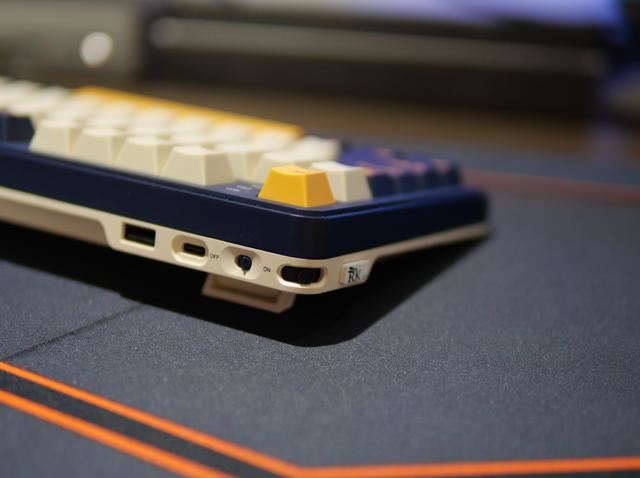 TOP结构是否有TOP体验? RK S98机械键盘拆解测评插图11