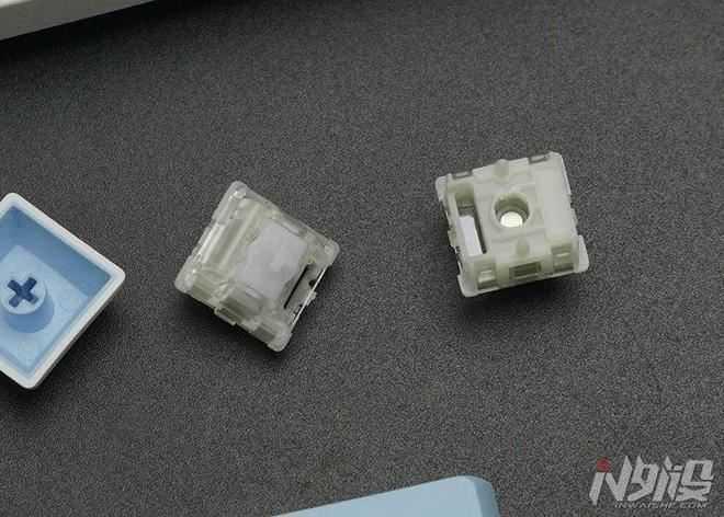 磁轴机械键盘新标杆 杜伽K100磁白轴机械键盘拆解评测插图9 磁轴机械键盘新标杆 杜伽K100磁白轴机械键盘拆解评测插图9