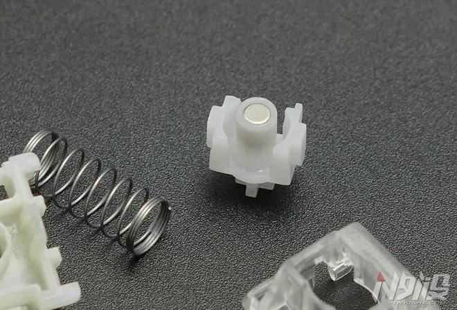 磁轴机械键盘新标杆 杜伽K100磁白轴机械键盘拆解评测插图11 磁轴机械键盘新标杆 杜伽K100磁白轴机械键盘拆解评测插图11