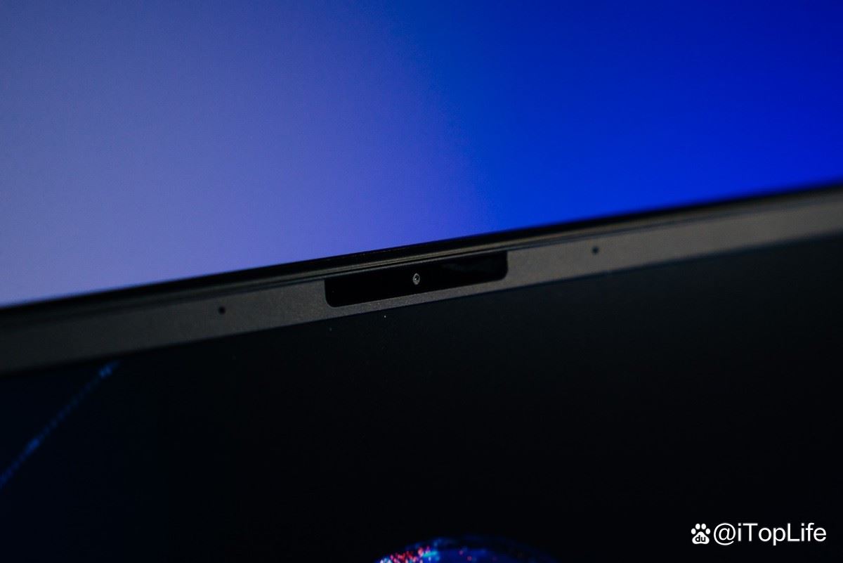 纯粹的性能猛兽 ALIENWARE外星人M18笔记本全面评测插图25 纯粹的性能猛兽 ALIENWARE外星人M18笔记本全面评测插图25