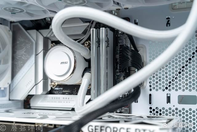 突破8400MHz超越极限 影驰HOF PRO名人堂DDR5 16G*2内存实战测评插图16 突破8400MHz超越极限 影驰HOF PRO名人堂DDR5 16G*2内存实战测评插图16